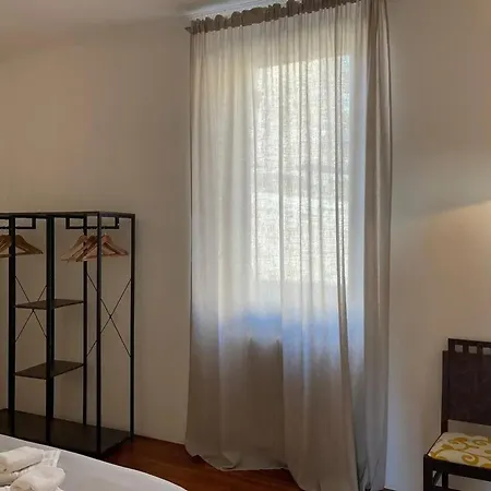 Spacious In With View דירה *