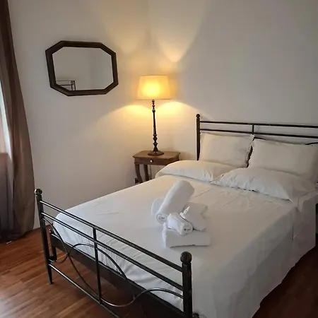 Spacious In With View Διαμέρισμα Manciano
