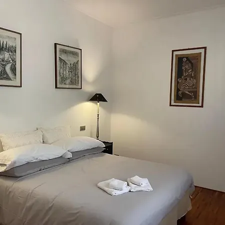 Spacious In With View *