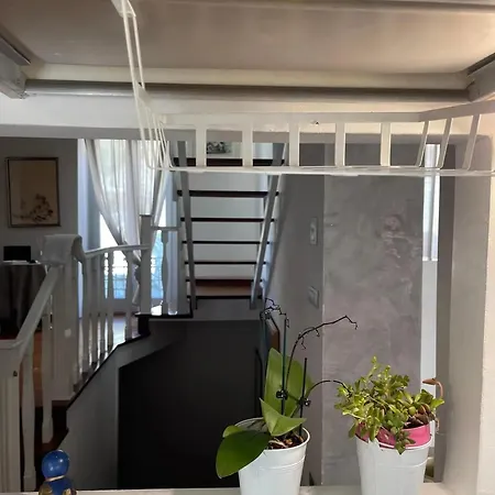 Spacious In With View Διαμέρισμα *